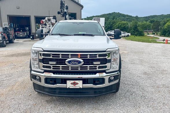 New IMT 7500-22 Dominator I Service body on New Ford F-550