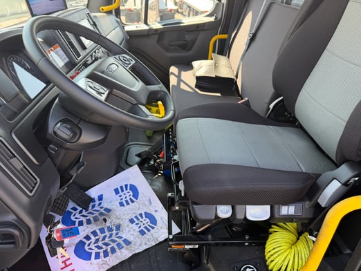 New Fassi F390SE.24 TSRC on New Freightliner 114SD Plus