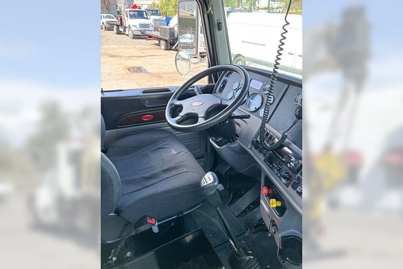 Used 2020 National NBT30H-2-110 on Used 2020 Peterbilt 567