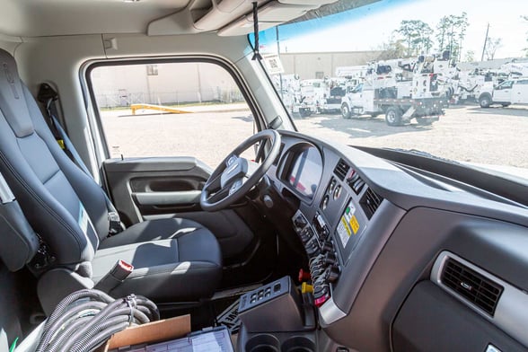 New Manitex 50155SHL on New Kenworth T880