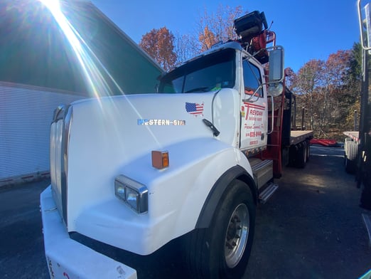 Used 2006 Prentice Telstik TS-33 on Used 2006 Western Star 4700SB