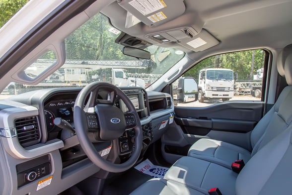 New Versalift VST-40-I on New Ford F-550