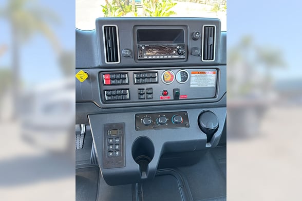 New Palfinger PK 9.501 SLD 5 B on New Freightliner M2 106