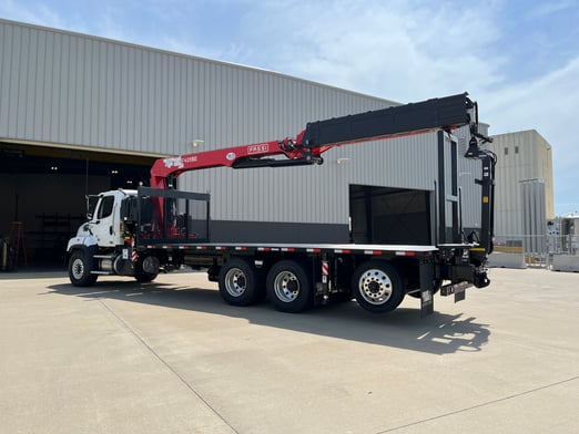 New Fassi F425SE.04 on New Freightliner 114SD+