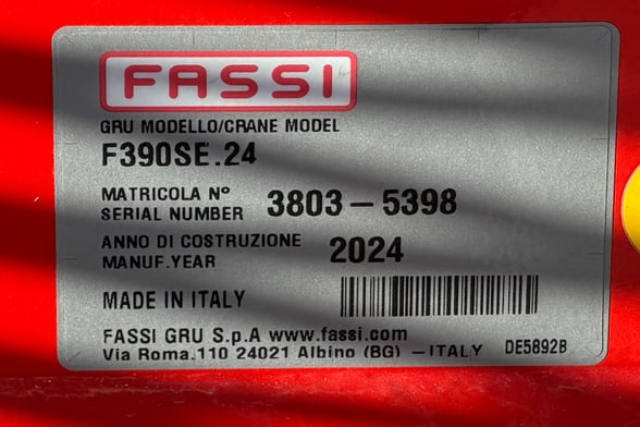 New Fassi F390SE.24 TSRC on New Freightliner 114SD Plus