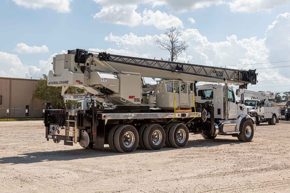 New National NBT55L on New Peterbilt 567