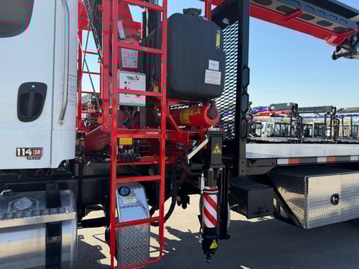 New Fassi F390SE.24 TSRC on New Freightliner 114SD Plus