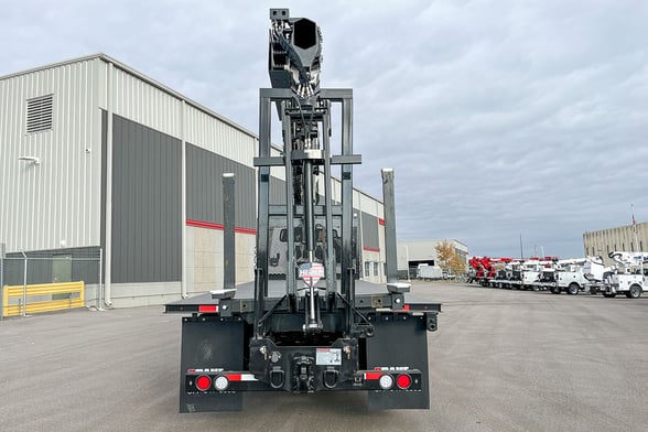 New IMT 42684 on New Freightliner 114SD Plus