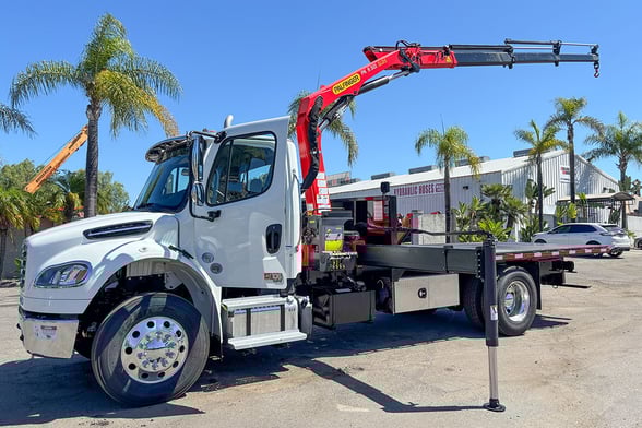 New Palfinger PK 9.501 SLD 5 B on New Freightliner M2 106