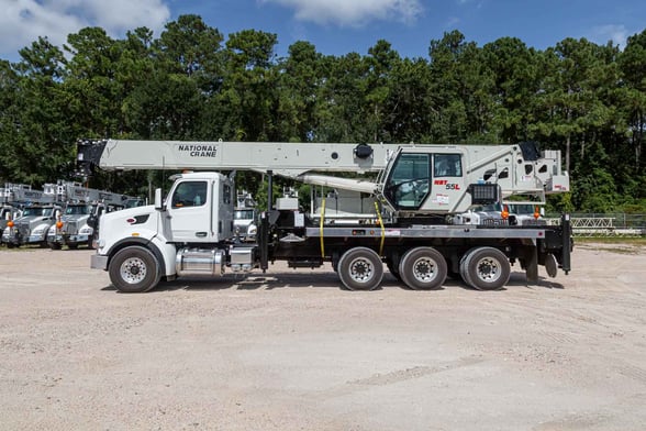 New National NBT55L on New Peterbilt 567