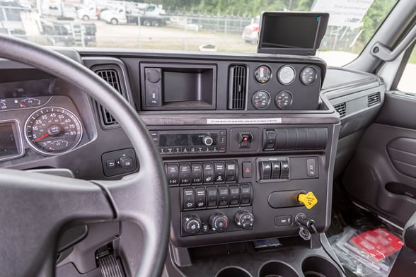 New Cormach 50000 E8 A.S.C. Plus on New International HX620