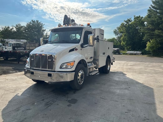 New IMT 12000 Dominator III Service body on New Peterbilt 536