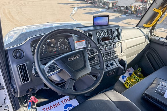 New Cormach 30000 WB66 GCRC on New Freightliner 114SD Plus