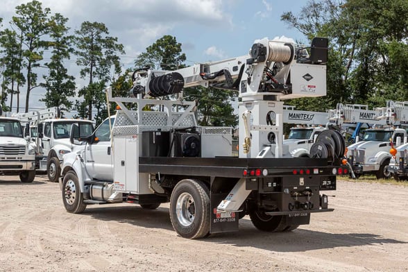 New Versalift TMD-2047-T on New Ford F-750