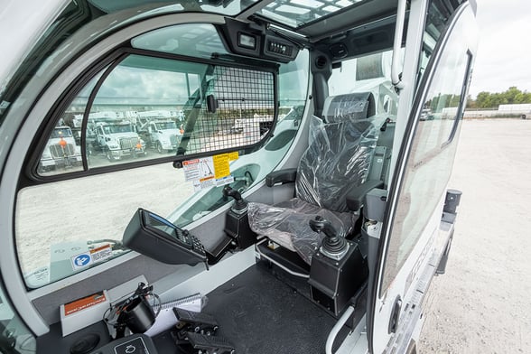 New Manitex TC65-159 on New Kenworth T880