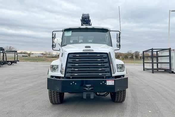 New Manitex PL 74 S on New Freightliner 114SD Plus