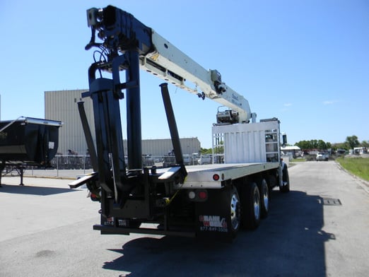 Used 2015 Cormach 30000 WB65 on Used 2015 Kenworth T800