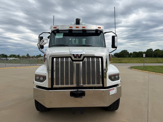New Cormach 30000 WB66 GCRC on New Western Star 47X