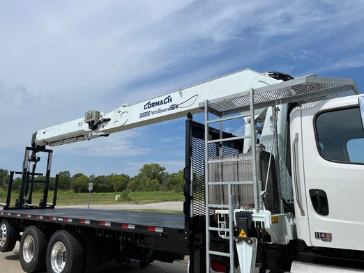 New Cormach 30000 WB66 on New Freightliner 114SD+
