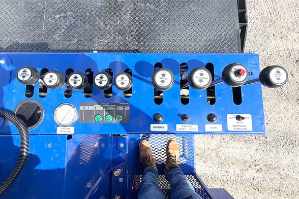 New Manitex 30102C on New Kenworth T480