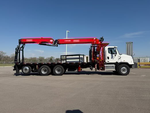 New Fassi F390SE.24 TSRC on New Freightliner 114SD Plus