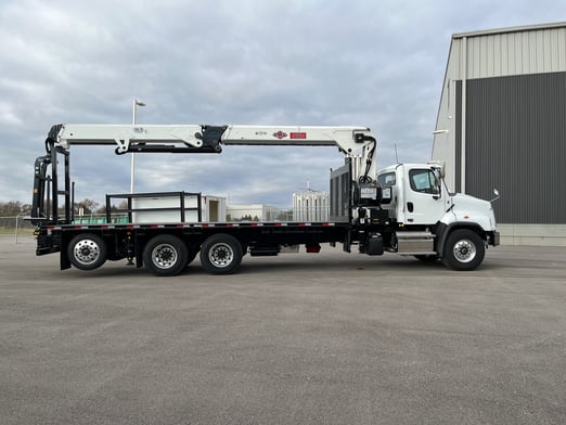 New IMT 42684 on New Freightliner 114SD Plus