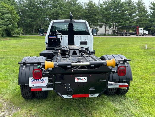 New Stellar NXT18L on New Ford F-600