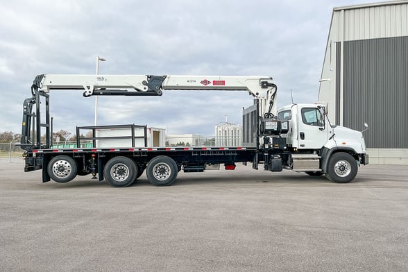 New IMT 42684 on New Freightliner 114SD Plus