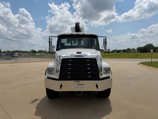 New Cormach 30000 WB66 GCRC on New Freightliner 114SD Plus