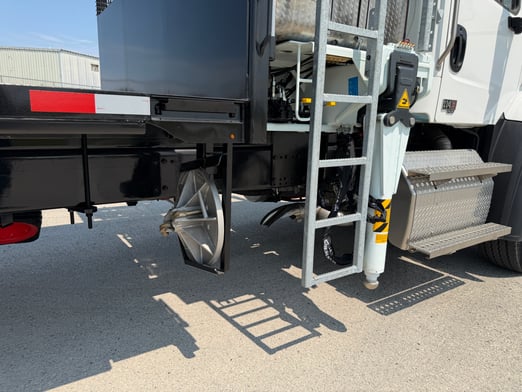 New Cormach 30000 WB66 TSRC on New Freightliner 114SD Plus