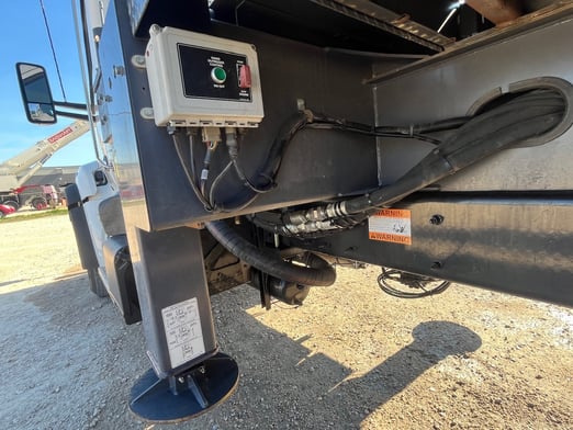 Used 2020 Manitex 40124SHL on Used 2020 Kenworth T880