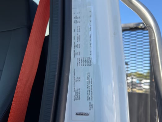 New IMT 16000 Series III on New Freightliner 114SD Plus
