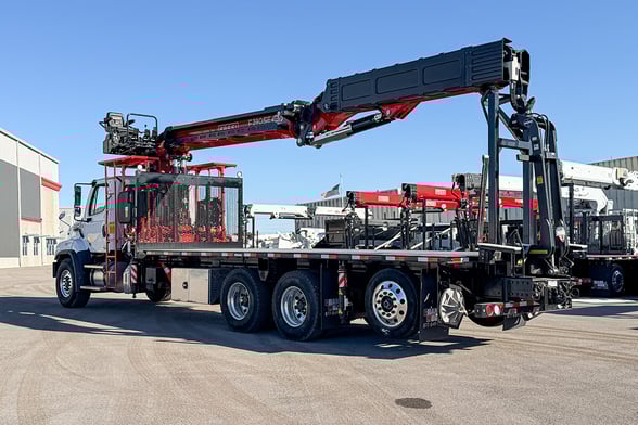 New Fassi F390SE.24 TSRC on New Freightliner 114SD Plus