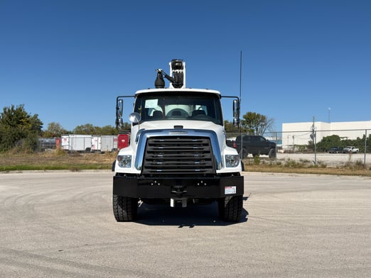 New IMT 16000 Series III on New Freightliner 114SD Plus