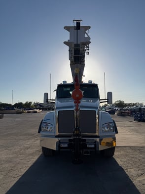 New Manitex 40124SHL SWB on New Kenworth T880