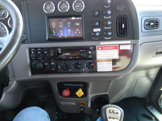 Used 2019 Elliott 45142 on Used 2019 Peterbilt 367