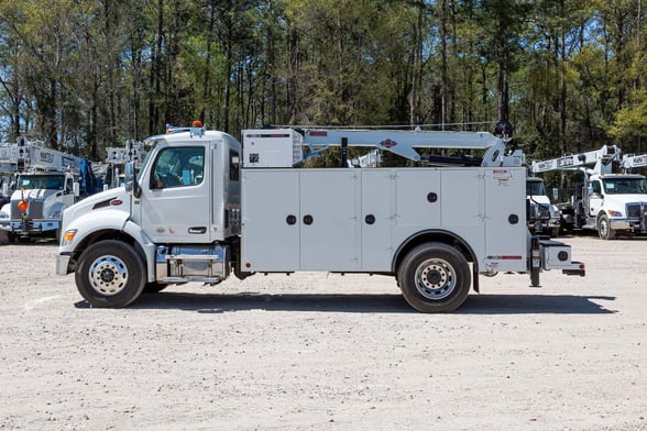 New IMT 12000 Dominator III Service body on New Peterbilt 537