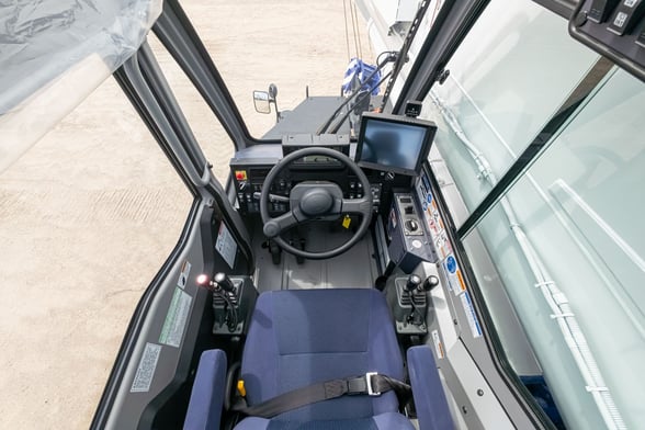 New Tadano GR-1000XL-4