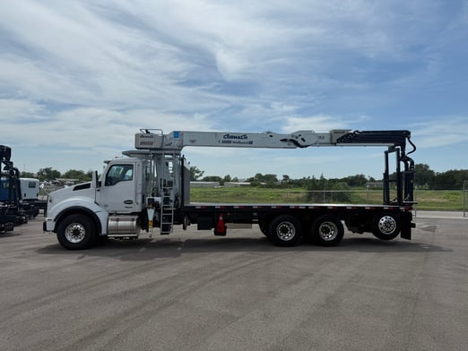 New Cormach 30000 WB66 on New Kenworth T880