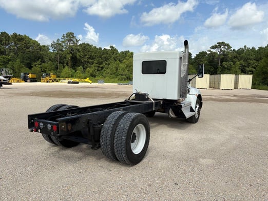 Used 2019 Kenworth T370