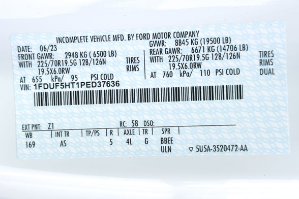 New Versalift SST-40-EIH on New Ford F-550