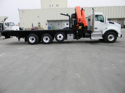 Used 2017 Palfinger PK 40002 EH F on Used 2017 Kenworth T880