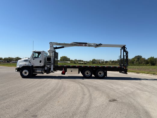 New IMT 16000 Series III on New Freightliner 114SD Plus