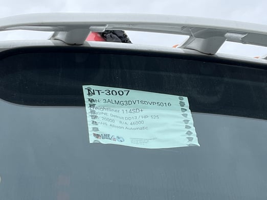 New Fassi F425SE.04 on New Freightliner 114SD Plus