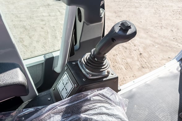New Manitex TC45142S on New Kenworth T880