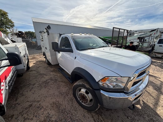 Used 2019 IMT 3203i DSC20 Service body on Used 2018 Ram 5500