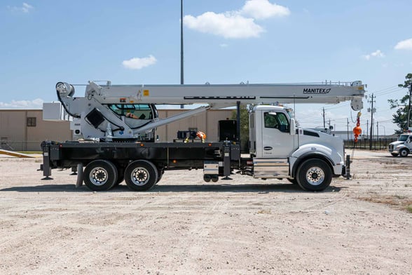 New Manitex 40124SHL SWB on New Kenworth T880