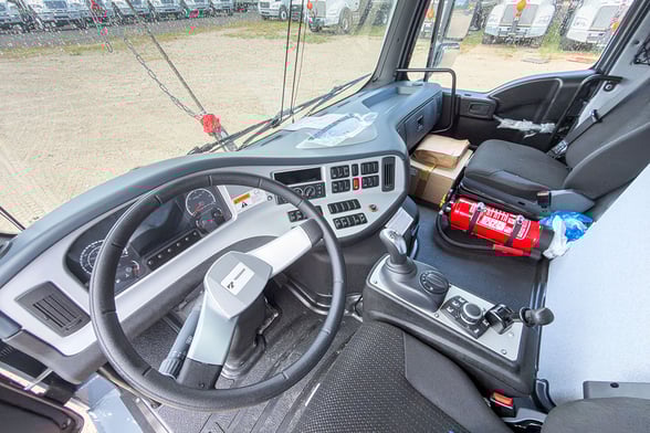 New Tadano AC 5.130-1 on New Tadano Carrier Carrier