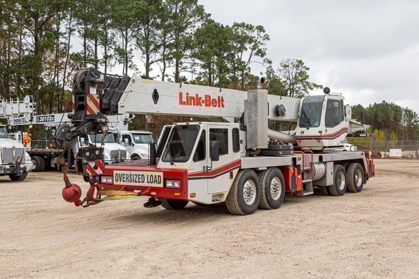 Used 2012 Link-Belt HTC 8660 II on Used 2012 Link-Belt Carrier Carrier