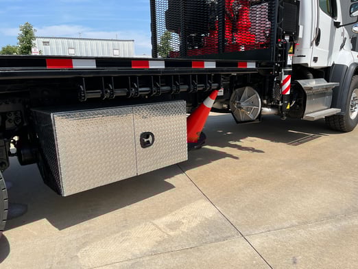 New Fassi F425SE.04 on New Freightliner 114SD+
